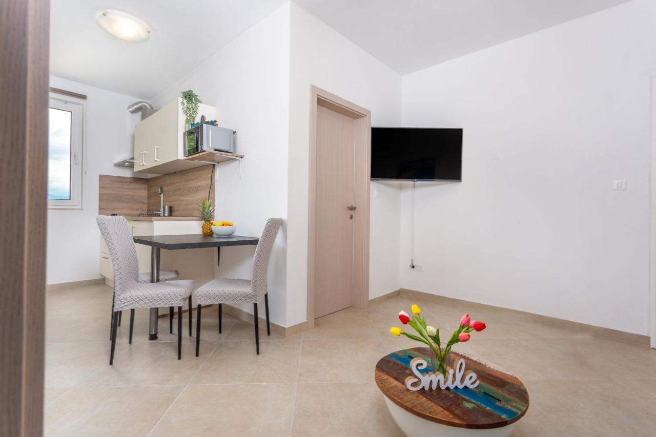 Divine Apartments Baška Extérieur photo